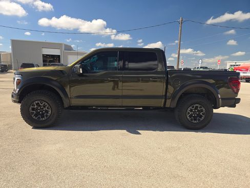Used 2024 Ford F150 Raptor w/ Equipment Group 803A Raptor R AWD/4WD image 6