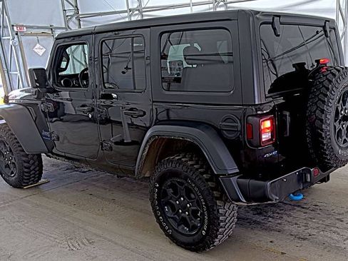 Used 2023 Jeep Wrangler Unlimited w/ Cold Weather Group image 4