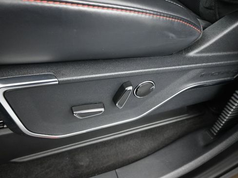 Used 2025 Ford F150 Raptor image 16