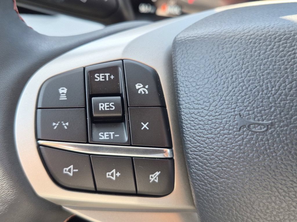 New 2026 Ford Explorer Active w/ Active Comfort Package RWD image 23