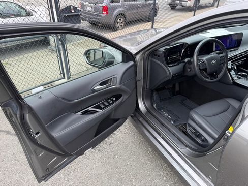 Used 2023 Toyota Mirai XLE w/ Advanced Technology Package image 9