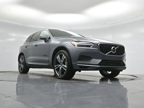 Used 2020 Volvo XC60 T5 Momentum w/ Protection Package Premier image 51
