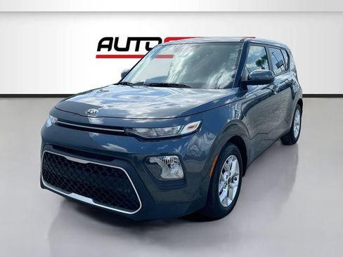 Used 2021 Kia Soul S FWD image 3