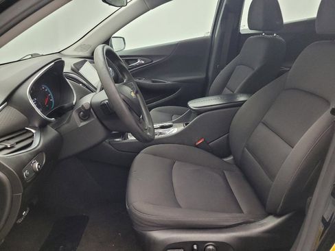 Used 2021 Chevrolet Malibu LT image 17