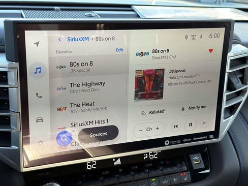 Used 2024 Toyota Tundra Platinum image 14