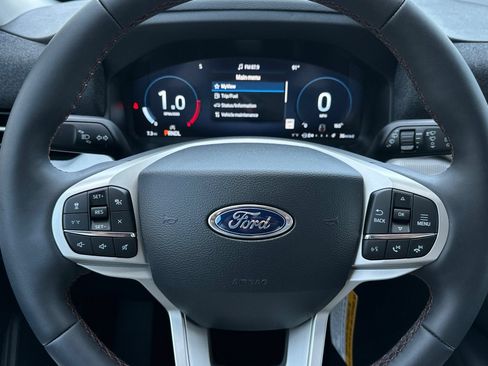 New 2026 Ford Explorer Active w/ Active Comfort Package RWD image 24