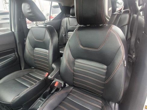 Used 2020 Nissan Kicks SR w/ SR Premium Package image 16