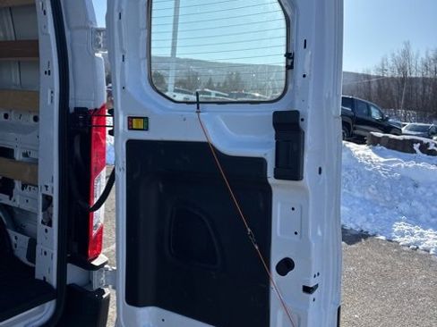 Used 2024 Ford Transit 250 Low Roof w/ Exterior Upgrade Package image 17