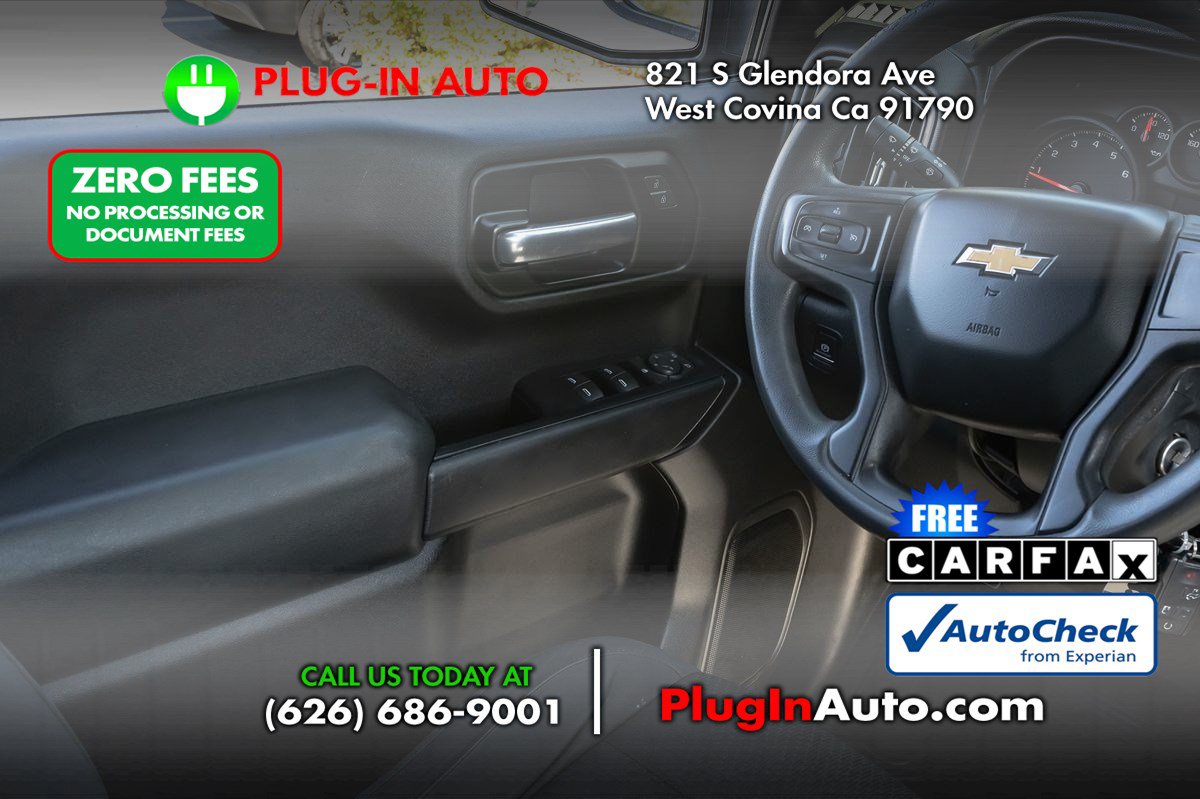 Used 2020 Chevrolet Silverado 1500 Custom w/ Custom Value Package RWD image 13