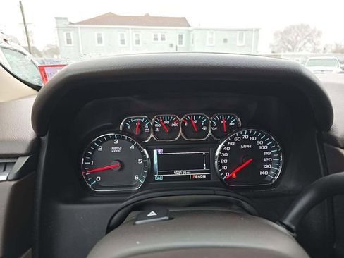 Used 2015 Chevrolet Suburban LTZ image 11