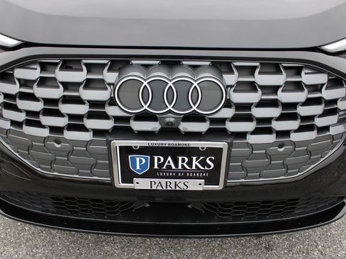 Used 2025 Audi Q5 Premium w/ Convenience Package AWD/4WD image 53