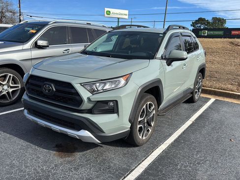 Used 2020 Toyota RAV4 Adventure image 2