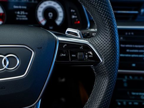 Used 2024 Audi RS 6 performance image 42