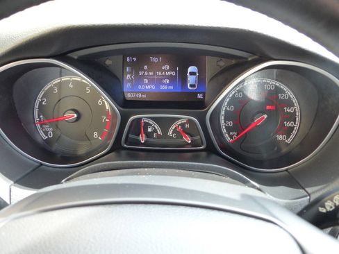 Used 2017 Ford Focus ST FWD image 38