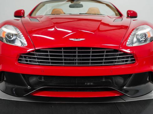 Used 2014 Aston Martin Vanquish Volante RWD image 15