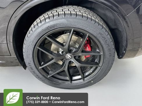 Used 2020 Alfa Romeo Stelvio Ti AWD/4WD image 36