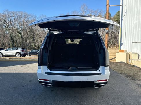Used 2025 Cadillac Escalade Premium Luxury w/ Touring Package image 35