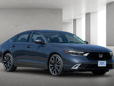 New 2026 Honda Accord Touring image 2