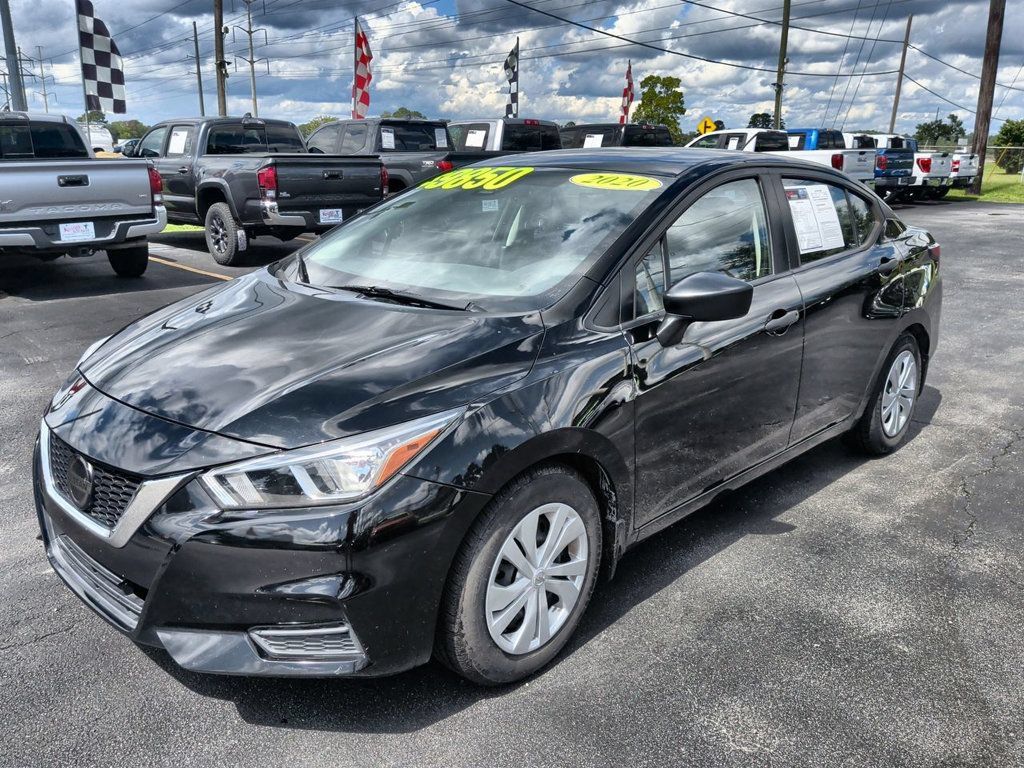 Used 2020 Nissan Versa S FWD image 1