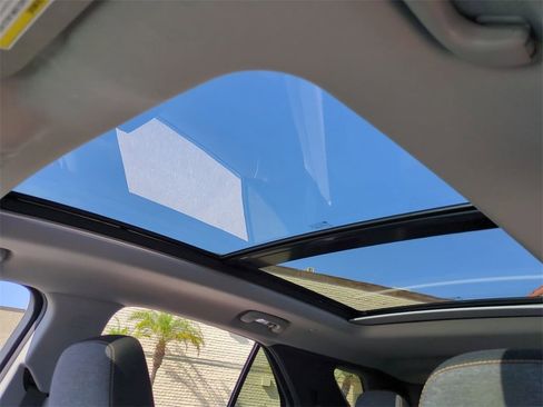 Used 2022 Chevrolet Equinox LT image 19