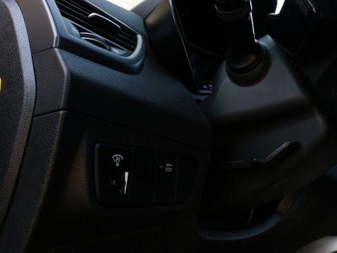 Used 2016 Hyundai Veloster Turbo image 25