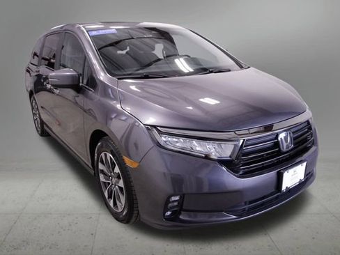 Certified 2024 Honda Odyssey EX-L image 9