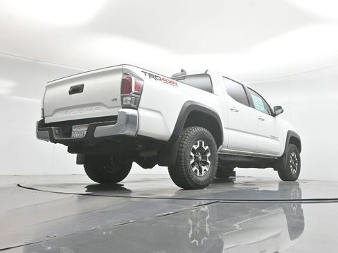 Used 2023 Toyota Tacoma TRD Off-Road image 49