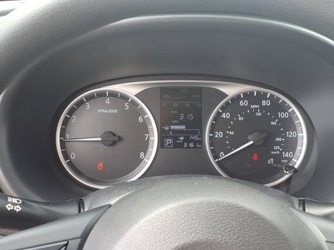 Used 2025 Nissan Kicks Play S FWD image 22