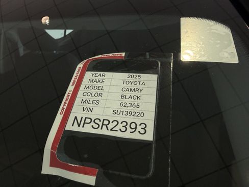 Used 2025 Toyota Camry LE FWD image 37