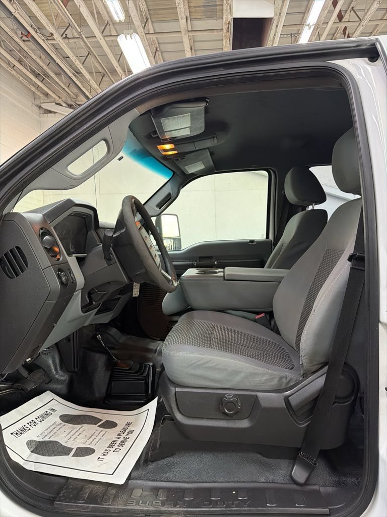 Used 2014 Ford F550 4x4 Crew Cab Super Duty image 24