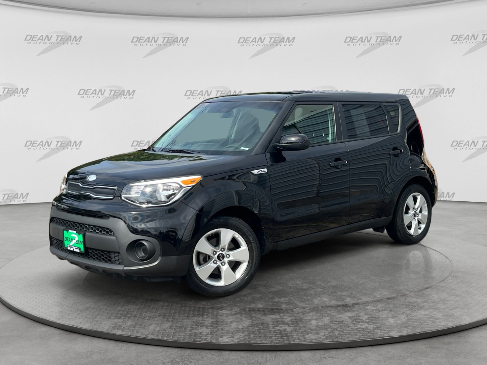 Used 2018 Kia Soul FWD image 3