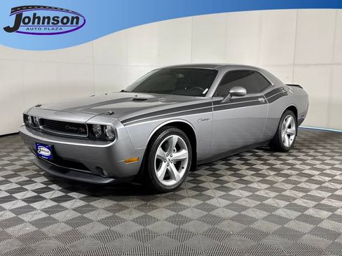 Used 2014 Dodge Challenger R/T w/ Sound Group II RWD image 1