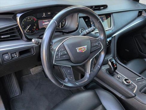 Used 2021 Cadillac XT5 Luxury image 15