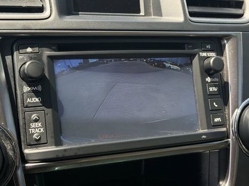 Used 2013 Toyota Highlander Limited FWD image 16