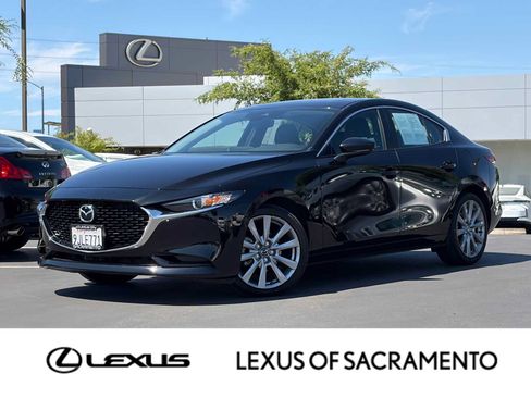 Used 2023 MAZDA MAZDA3 s FWD image 1