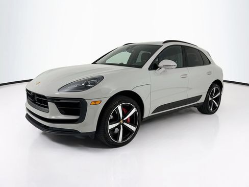 Certified 2023 Porsche Macan S AWD/4WD image 1