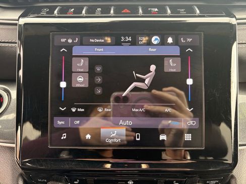 Used 2021 Jeep Grand Cherokee L Laredo image 17