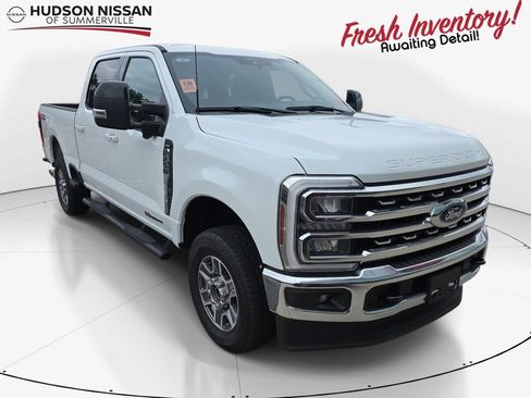 Used 2024 Ford F250 Lariat w/ FX4 Off-Road Package AWD/4WD image 1