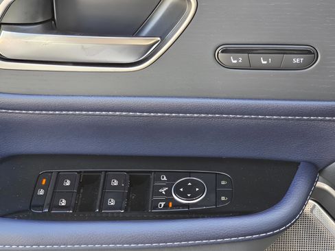 New 2026 INFINITI QX80 4WD w/ Sport Exterior Package image 32