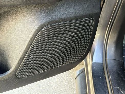 Used 2021 Toyota Tacoma SR5 RWD image 20