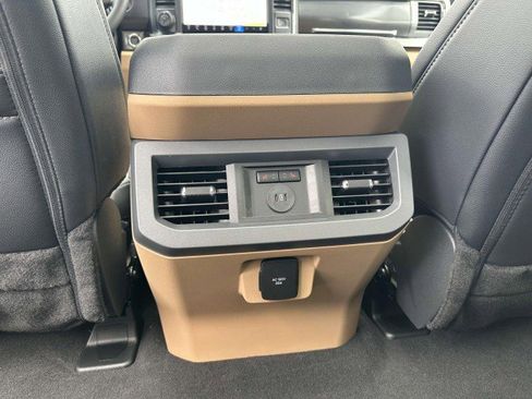 New 2025 Ford F250 Lariat w/ Lariat Ultimate Package image 22