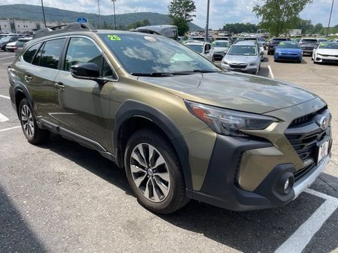 Used 2025 Subaru Outback Limited AWD/4WD image 6