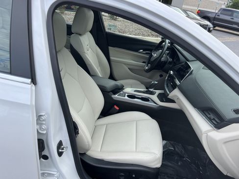Used 2023 Cadillac CT4 Premium Luxury RWD image 27