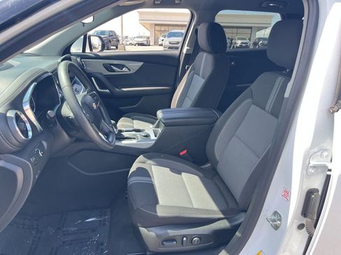 Used 2025 Chevrolet Blazer LT AWD/4WD image 24