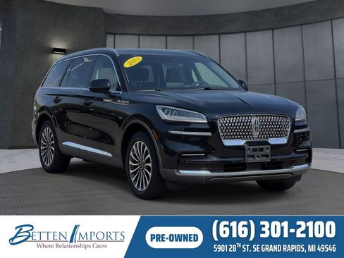 Used 2023 Lincoln Aviator AWD w/ Premium Package image 1