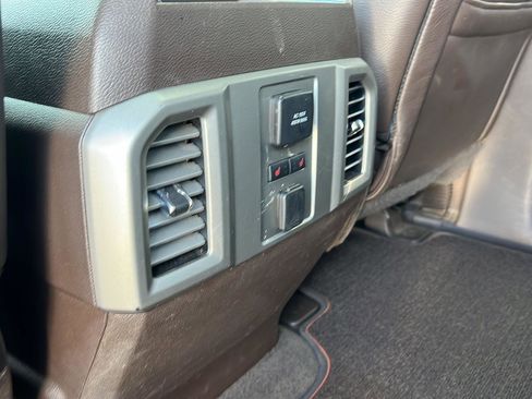 Used 2017 Ford F250 King Ranch w/ King Ranch Ultimate Package AWD/4WD image 11