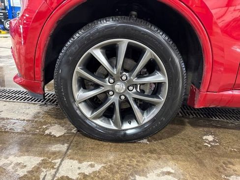 Used 2018 Dodge Durango GT image 32