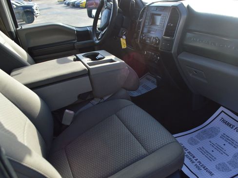 Used 2018 Ford F350 XLT AWD/4WD image 18