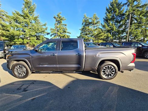Used 2023 Toyota Tundra Limited image 2