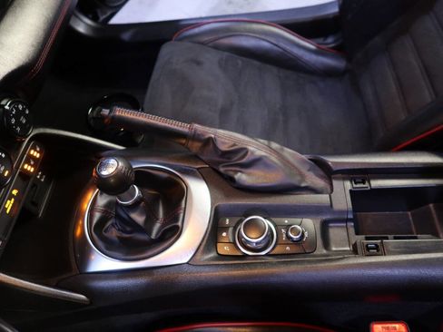 Used 2019 MAZDA MX-5 Miata RF Club w/ Brembo/BBS Recaro Package image 23